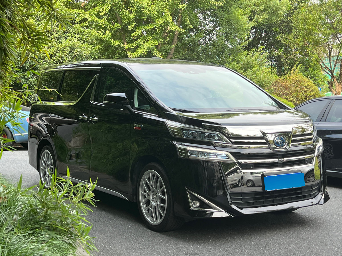 豪华进口MPV 威尔法双擎VELLFIRE HYBRID